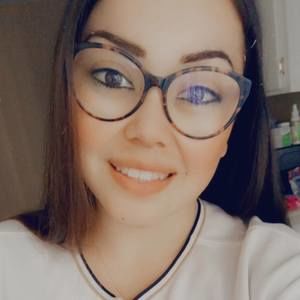 Meet your Posher, Nicole